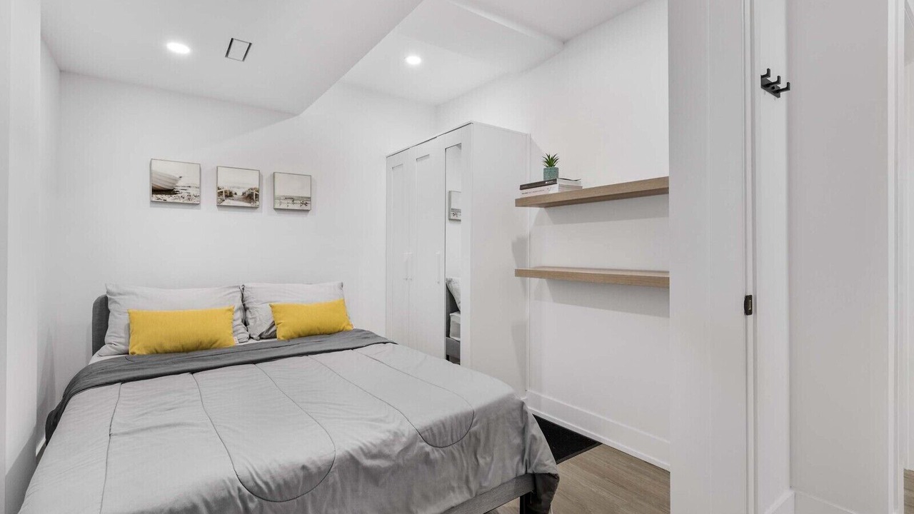 Photo of Bedroom in The Beaches