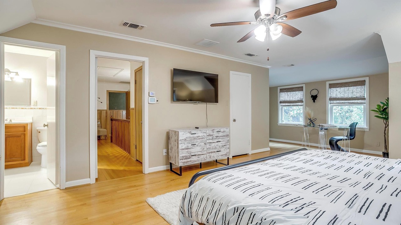 Photo of Bedroom in Carter Riverside
