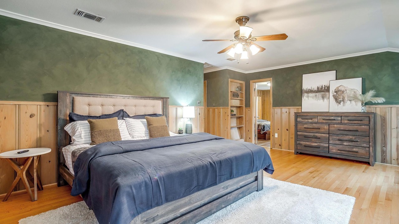 Photo of Bedroom in Carter Riverside