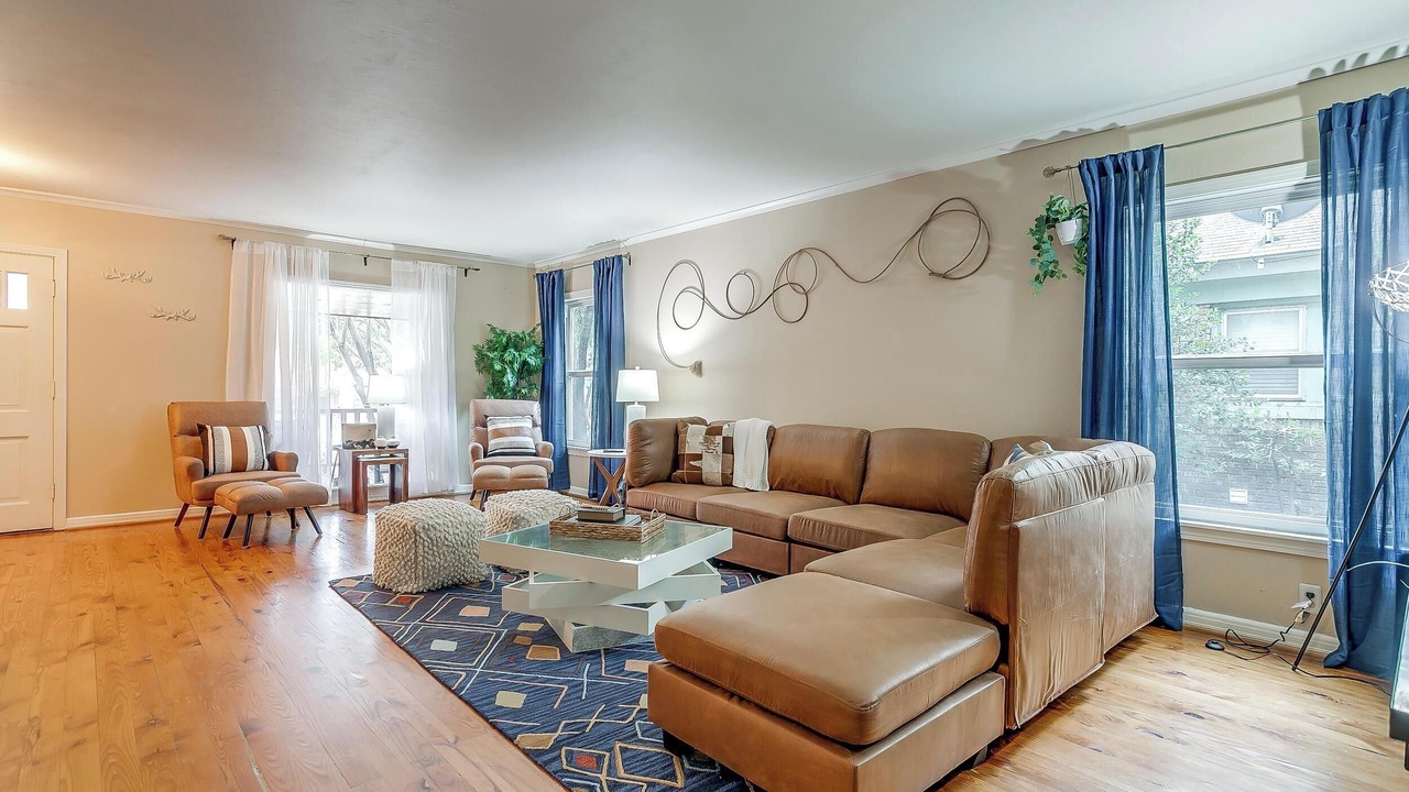 Photo of Livingroom in Carter Riverside