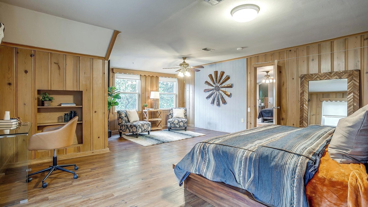 Photo of Bedroom in Carter Riverside
