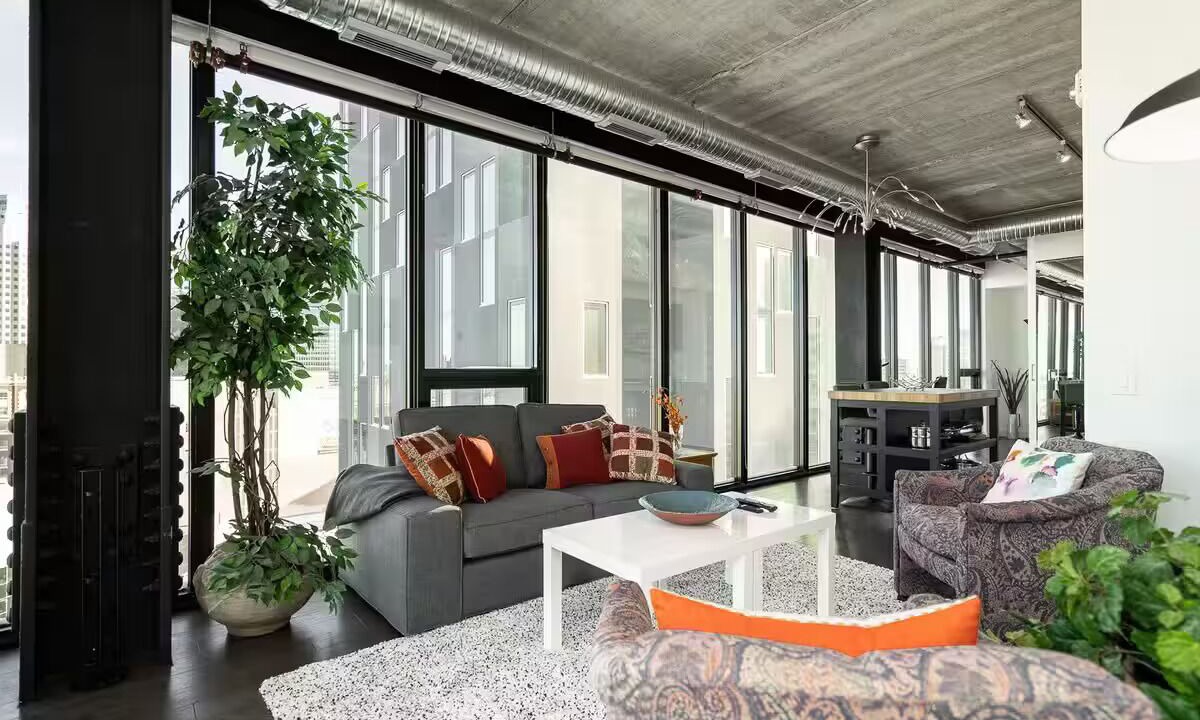 Photo of Livingroom in Downtown Winnipeg