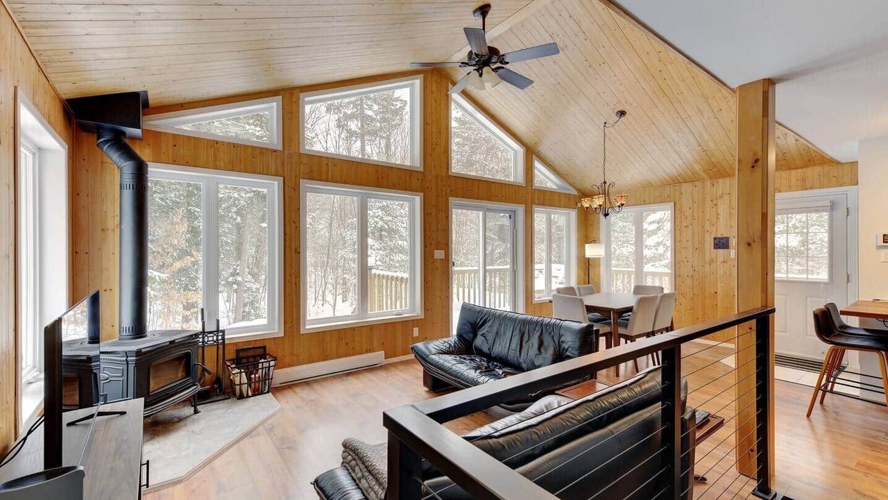 Photo of Livingroom in Orford