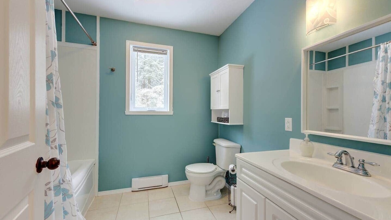 Photo of Bathroom in Orford