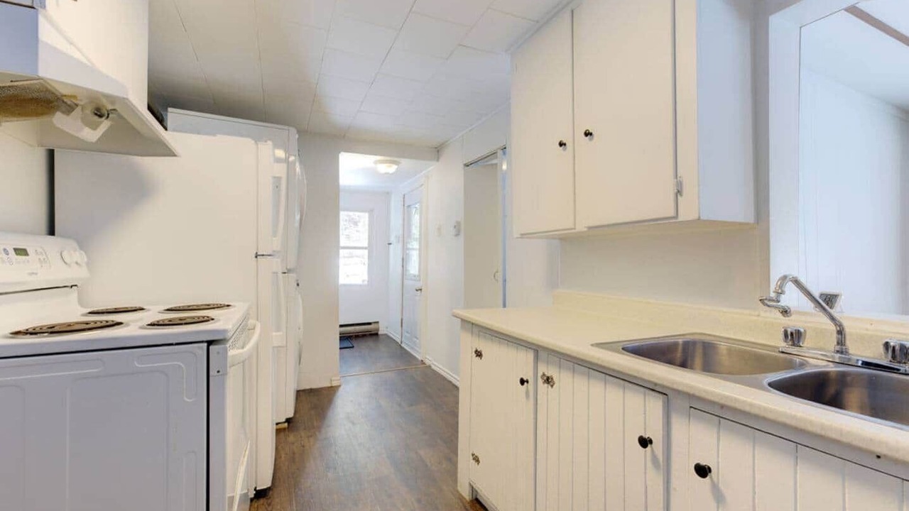 Photo of Kitchen in Memphremagog Regional County Municipality