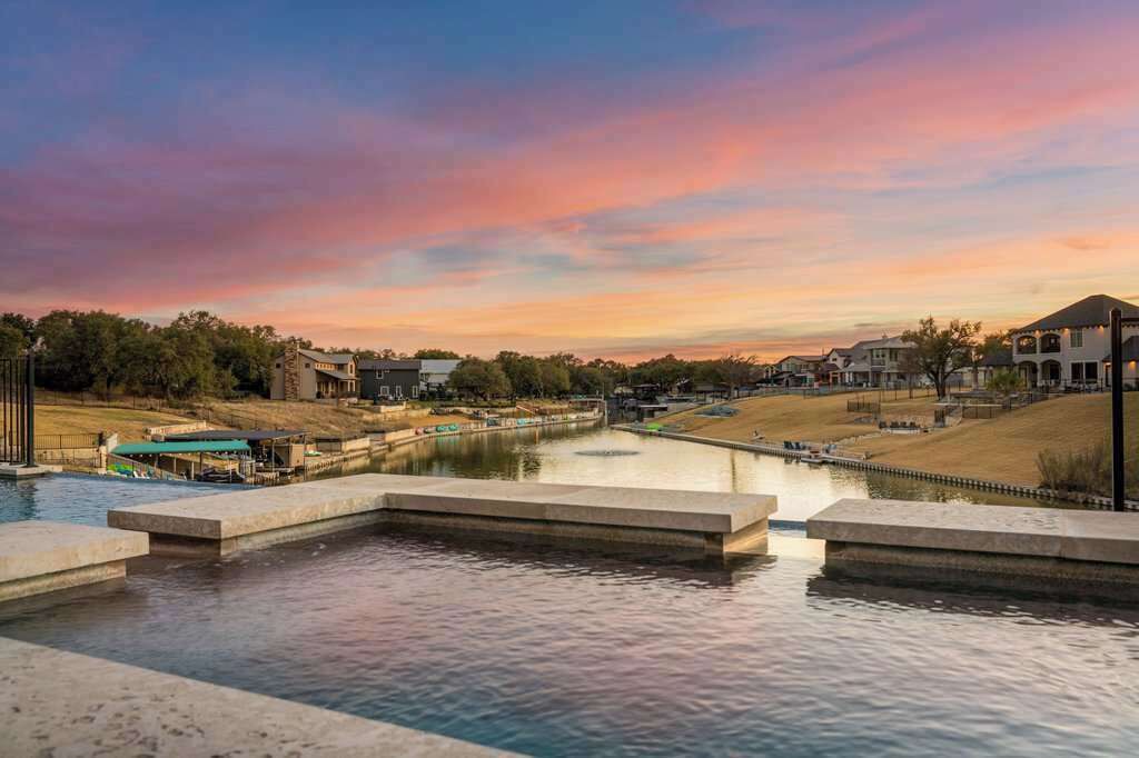 Photo of Outdoor in Kingsland