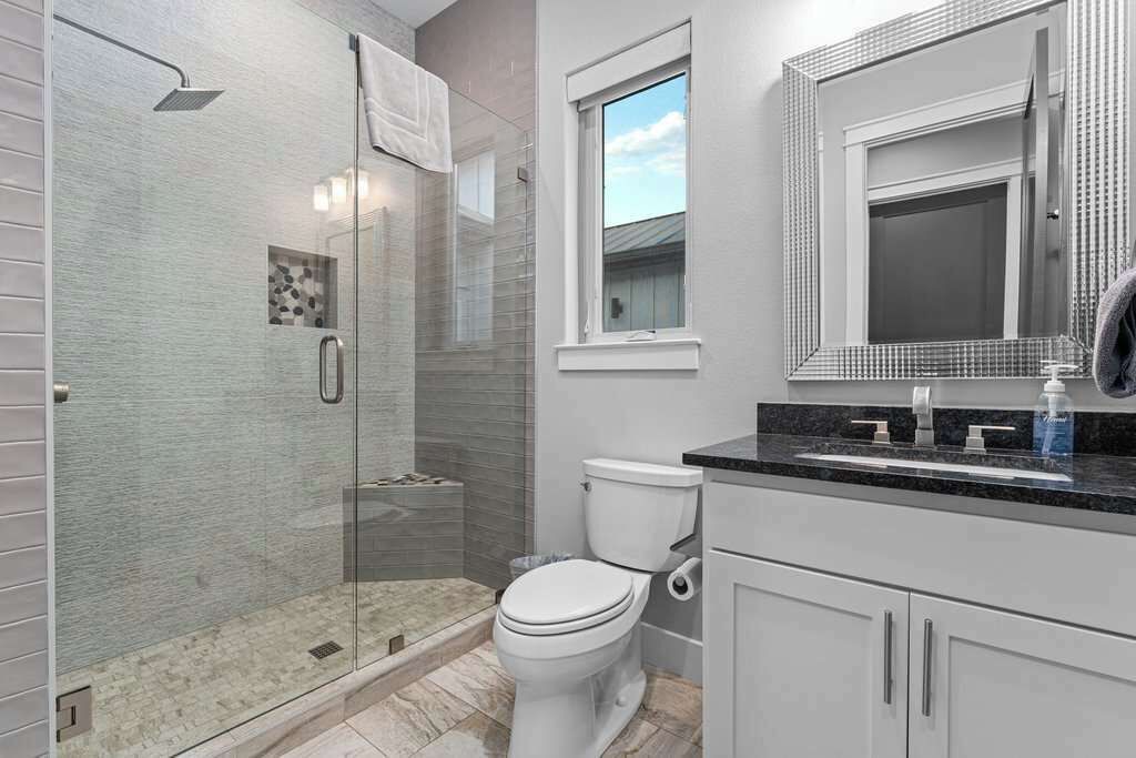 Photo of Bathroom in Kingsland