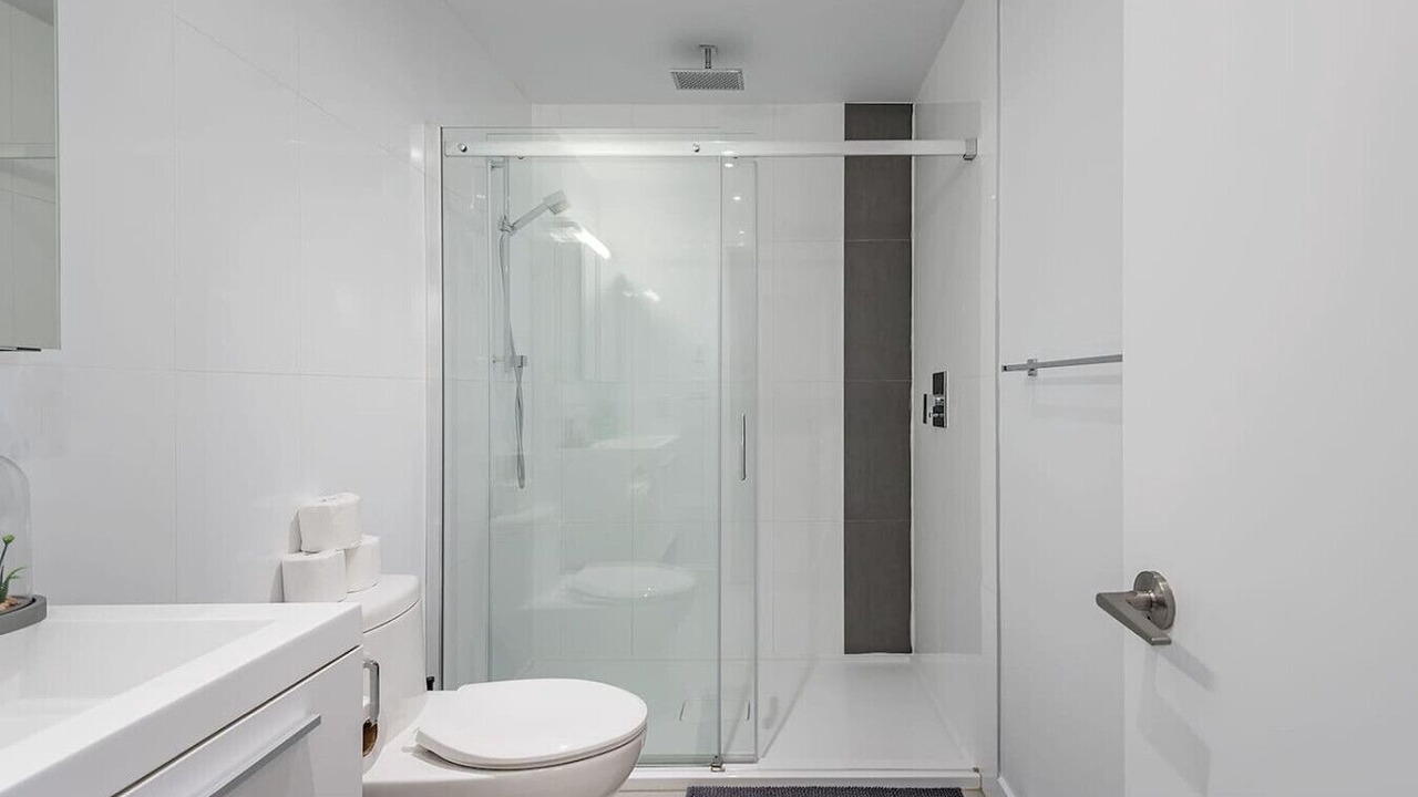 Photo of Bathroom in Cite Multimedia