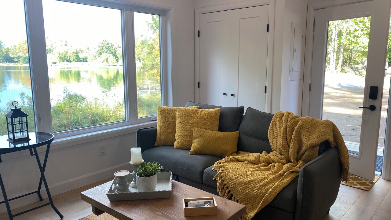 Photo of Livingroom in Seeleys Bay