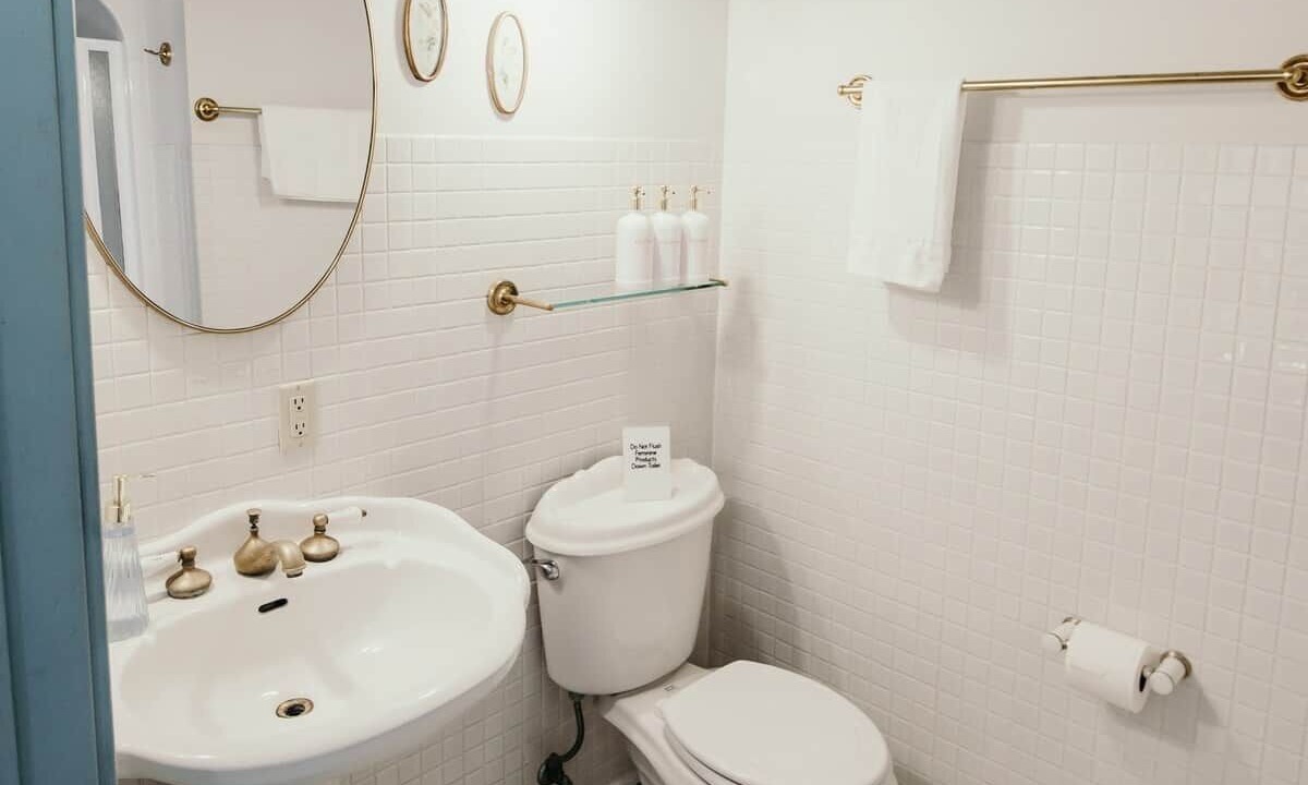 Photo of Bathroom in McFarlan
