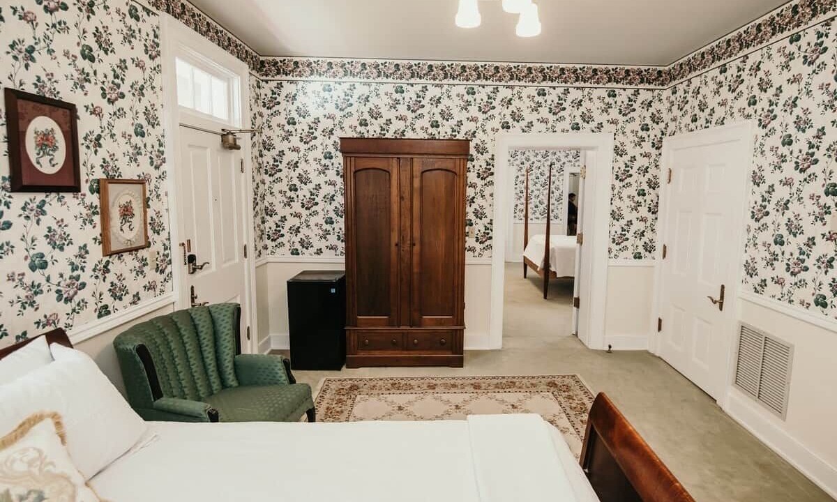 Photo of Bedroom in Elizabethtown