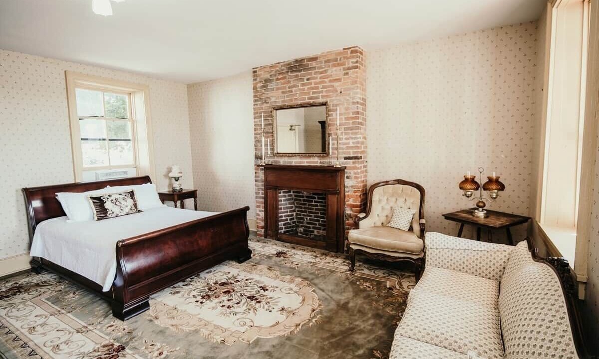Photo of Bedroom in Elizabethtown