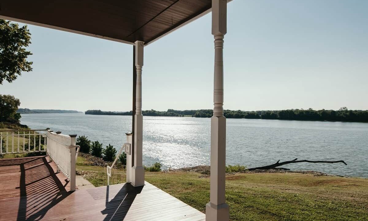 Photo of Outdoor in Elizabethtown