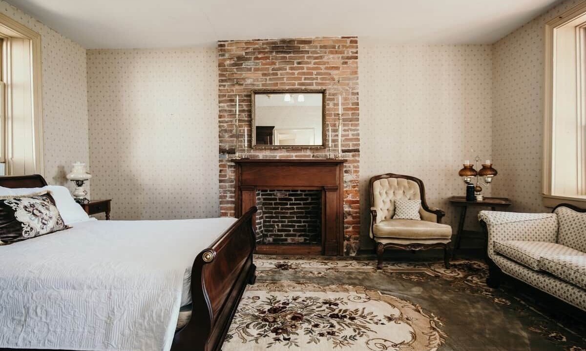 Photo of Bedroom in Elizabethtown