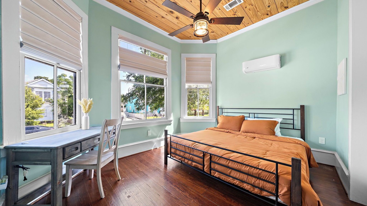 Photo of Bedroom in San Jacinto