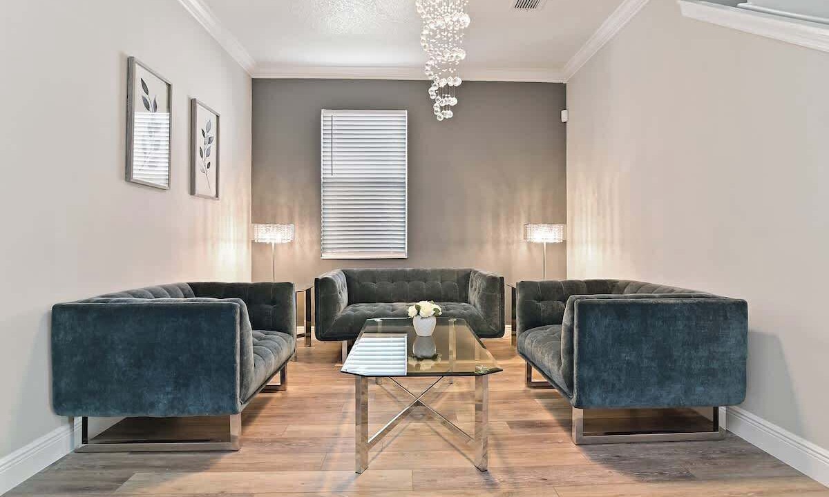Photo of Livingroom in Legacy Park