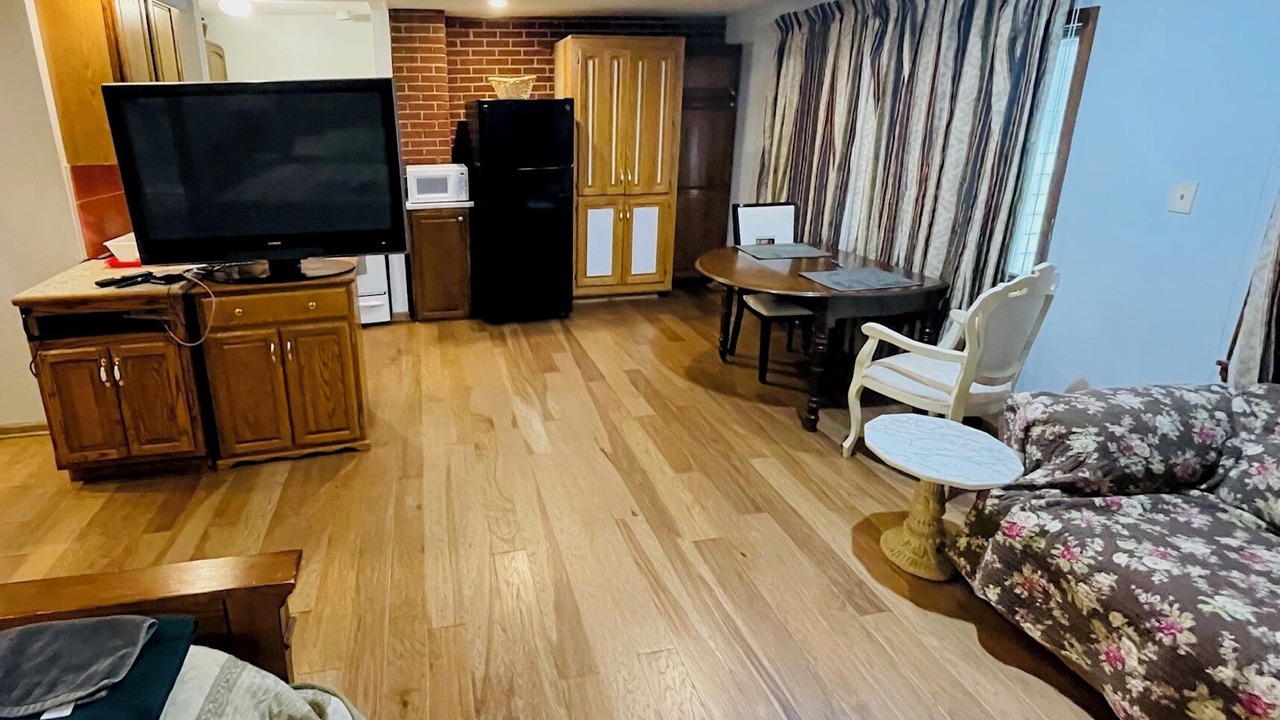 Photo of Livingroom in South Kansas City