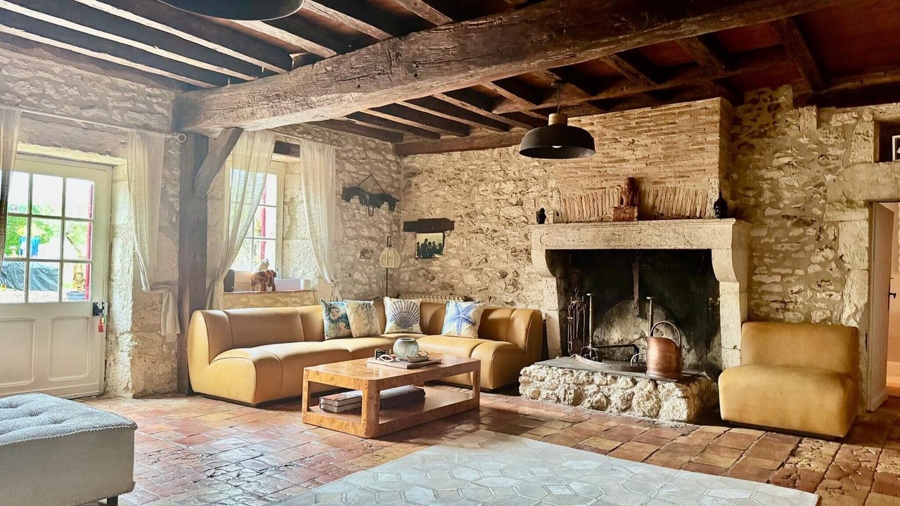 Photo of Livingroom in Saint-Andre-et-Appelles