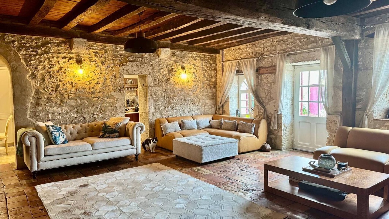 Photo of Livingroom in Saint-Andre-et-Appelles