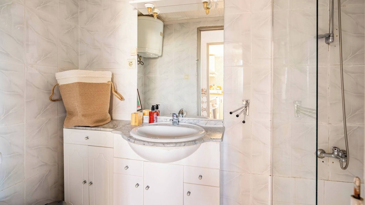 Photo of Bathroom in Torrent