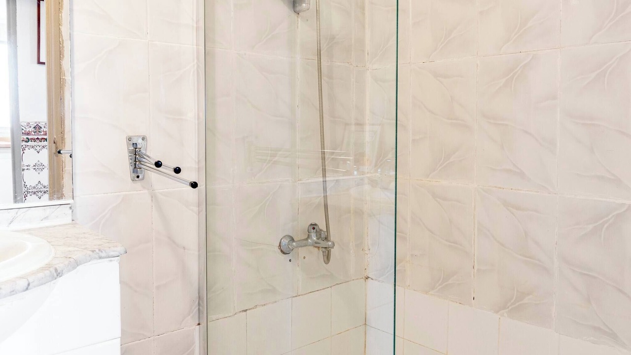 Photo of Bathroom in Torrent