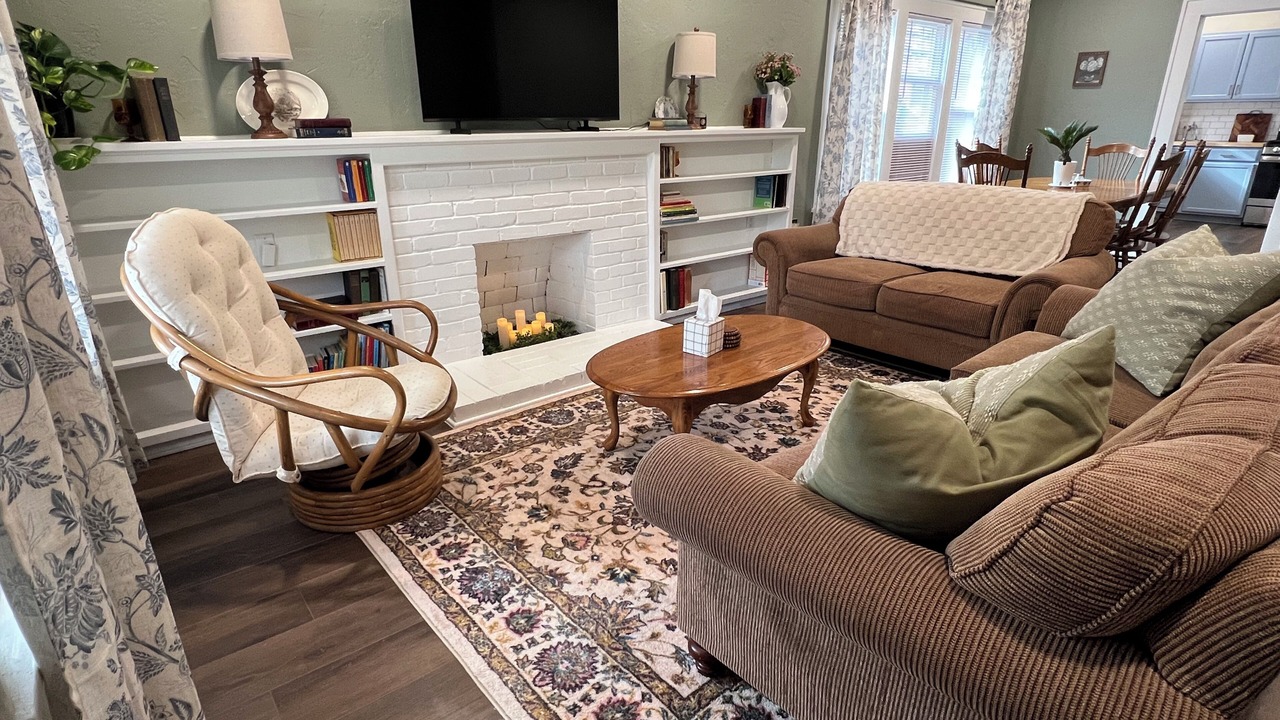 Photo of Livingroom in Tecumseh
