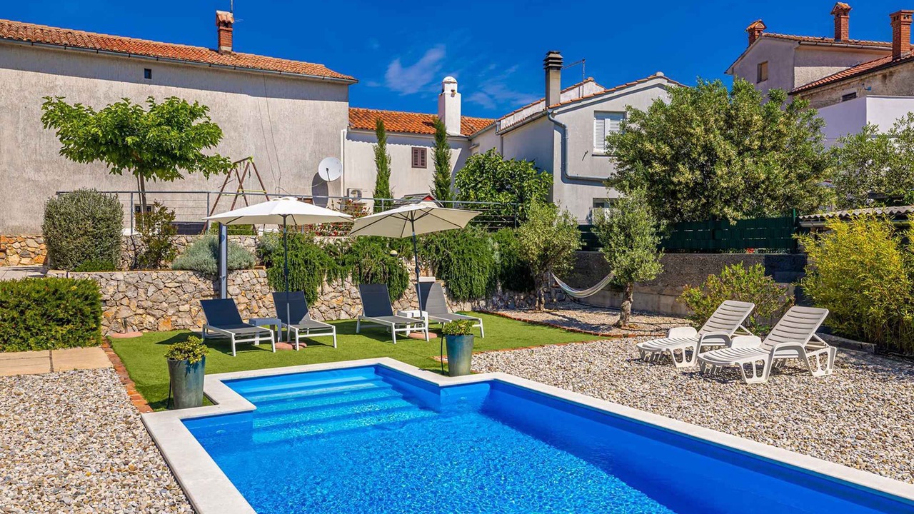 Photo of Outdoor in Brzac