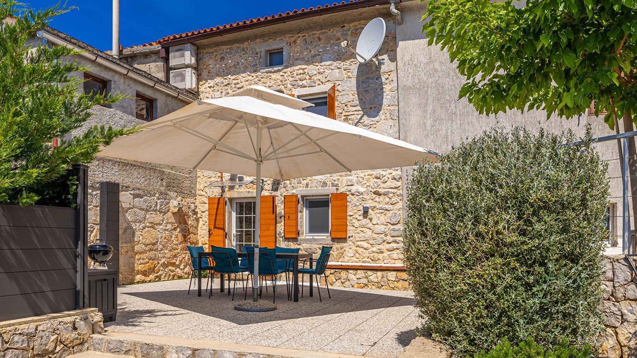 Photo of Outdoor in Brzac