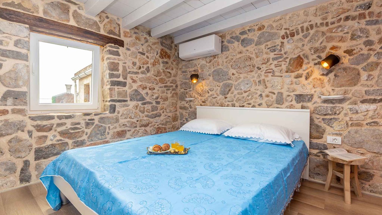 Photo of Bedroom in Brzac