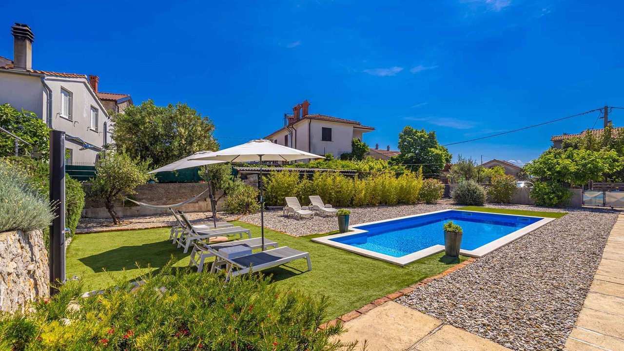 Photo of Outdoor in Brzac