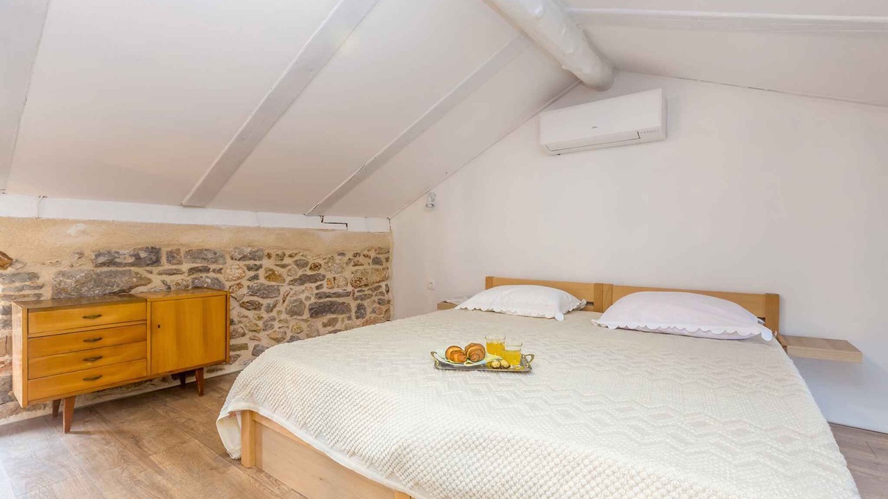 Photo of Bedroom in Brzac