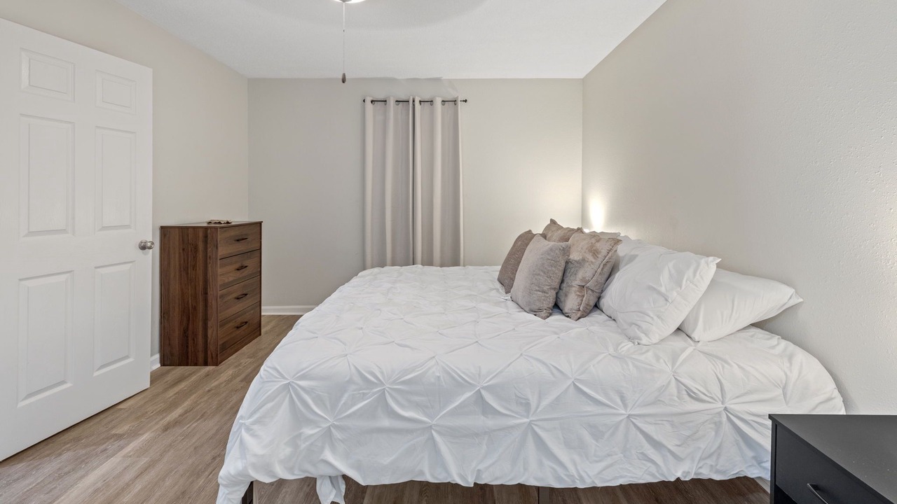 Photo of Bedroom in Carlyss