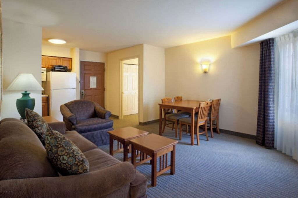 Photo of Livingroom in Vance Jackson