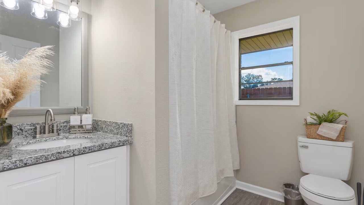 Photo of Bathroom in Carlyss