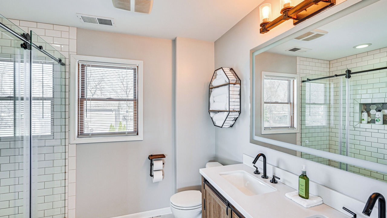 Photo of Bathroom in Cedar Lake