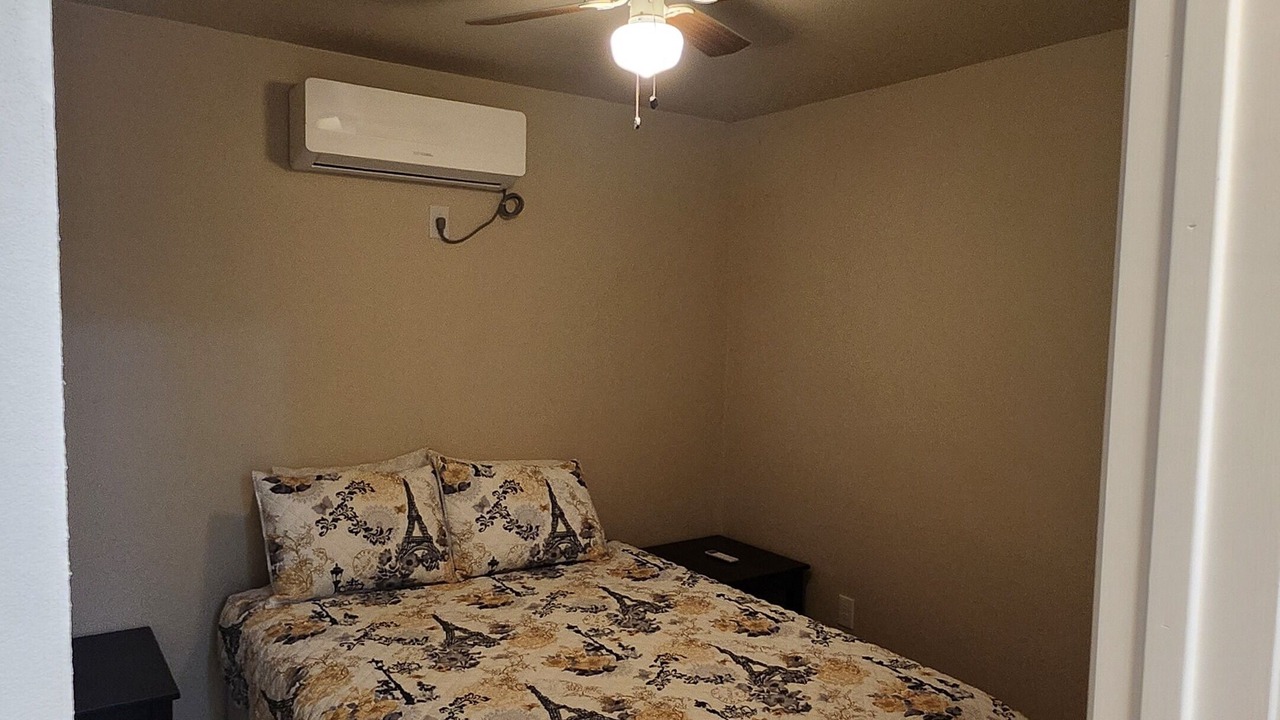 Photo of Bedroom in Village At Walnut Creek