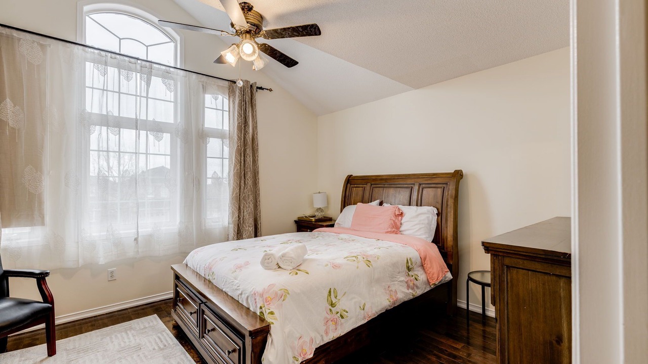 Photo of Bedroom in East Credit