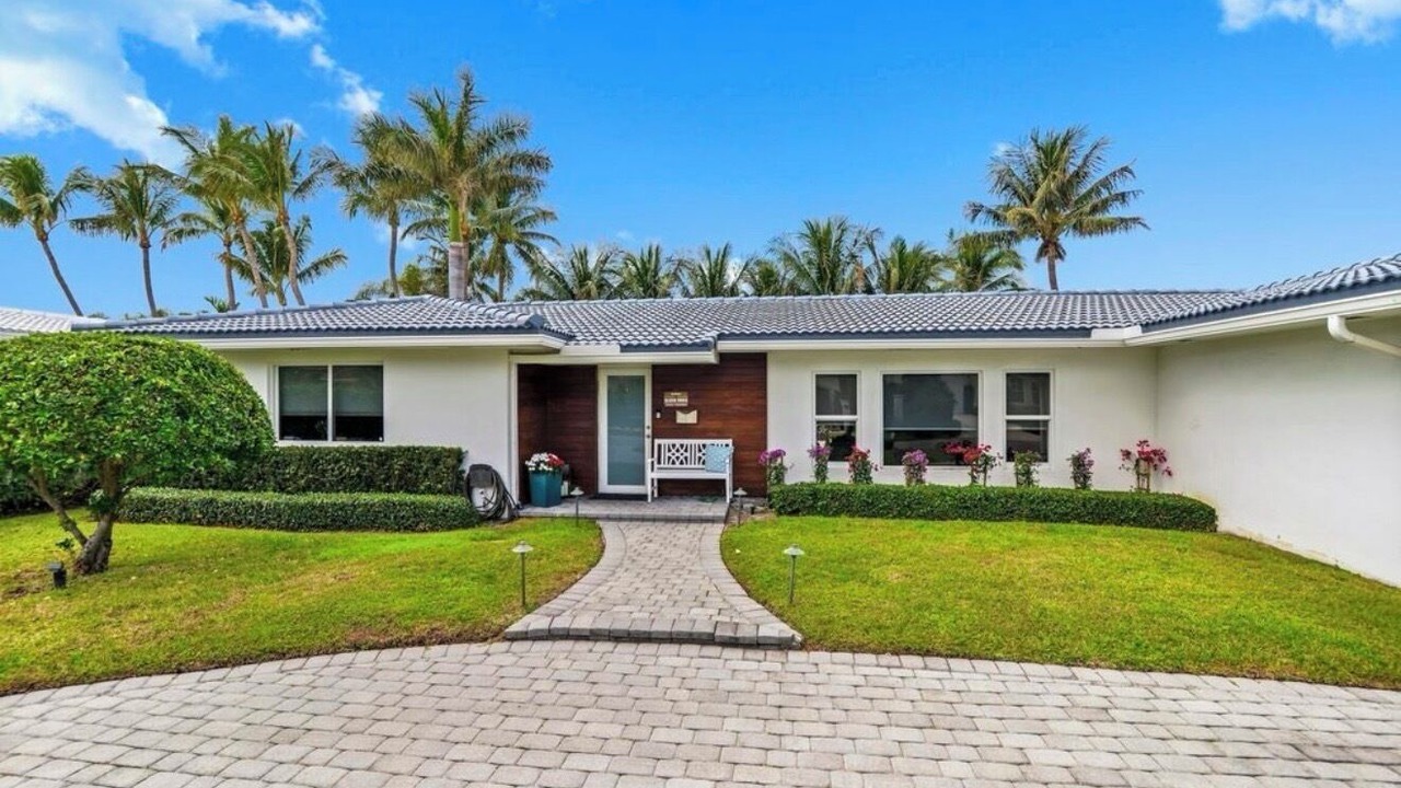Photo of Outdoor in Lighthouse Point