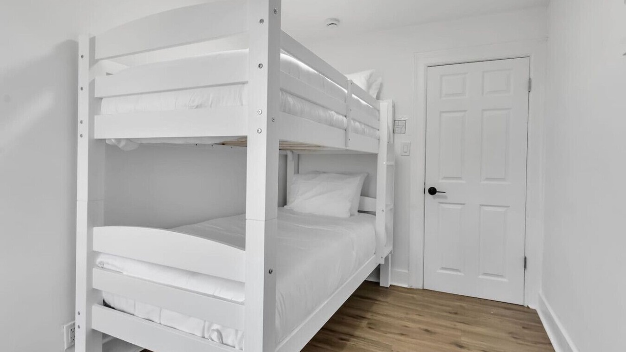 Photo of Bedroom in Niagara Falls