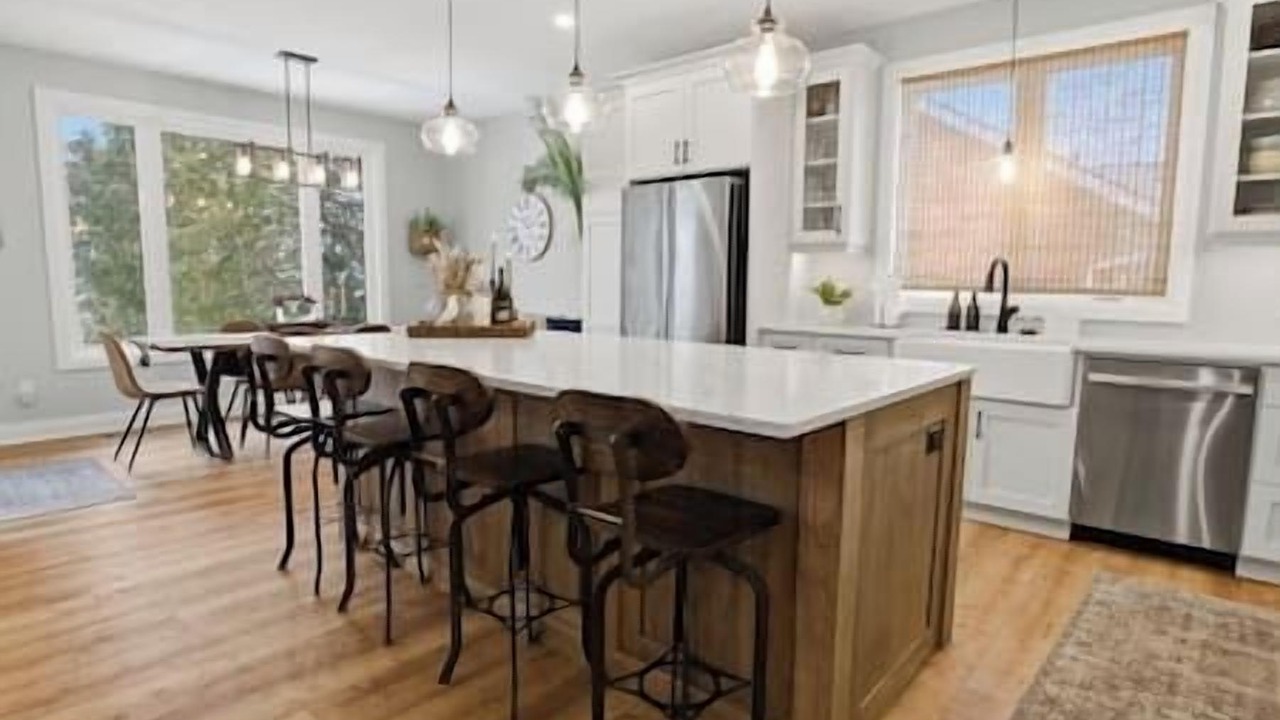 Photo of Kitchen in Fenelon Falls