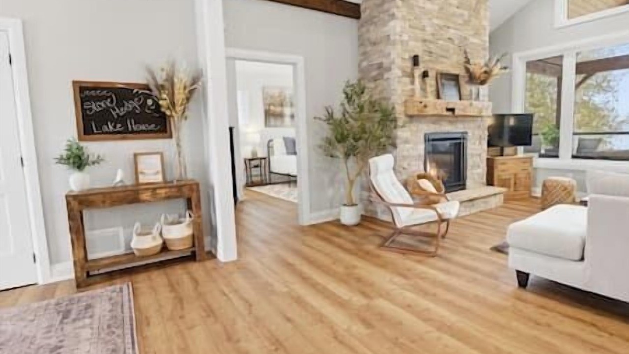 Photo of Livingroom in Fenelon Falls