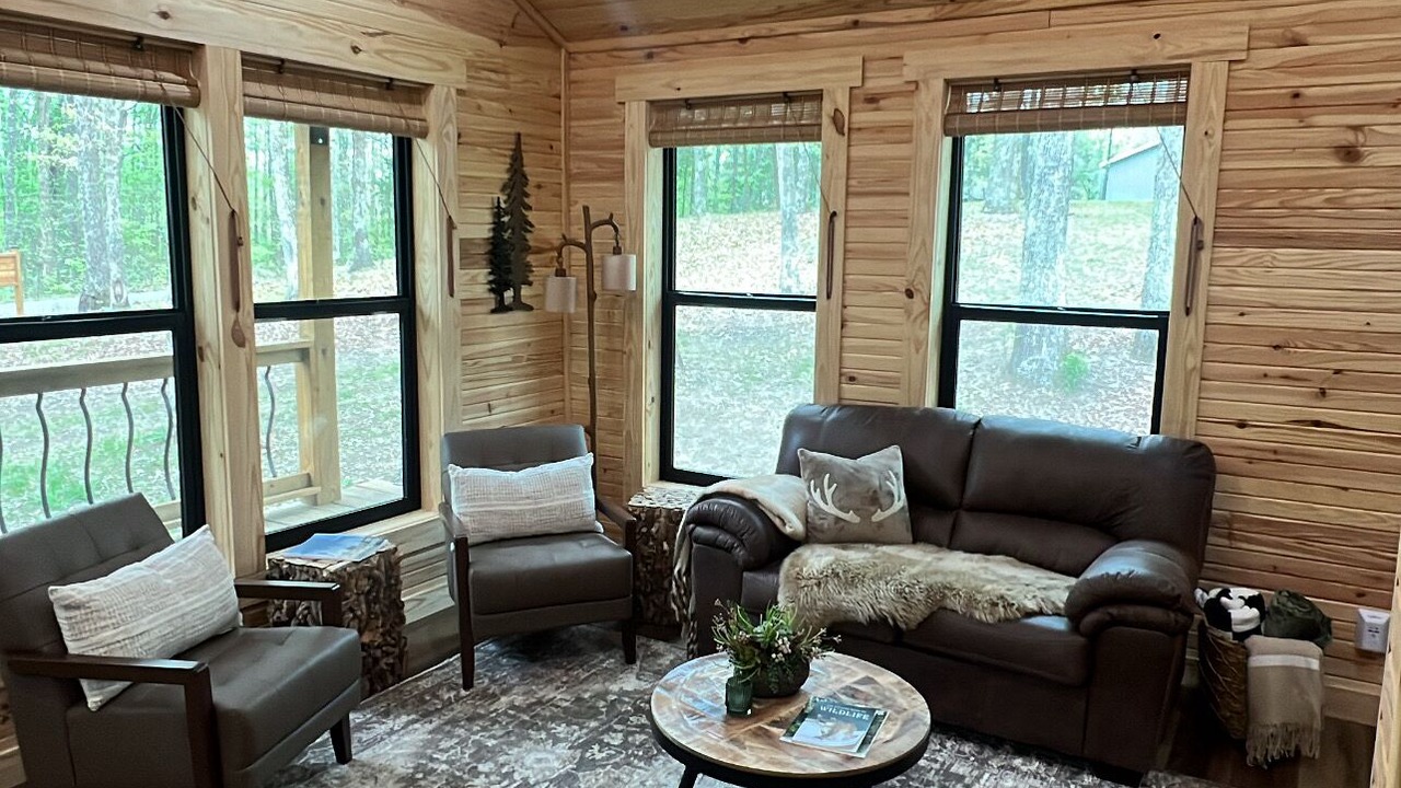 Photo of Livingroom in Pettigrew