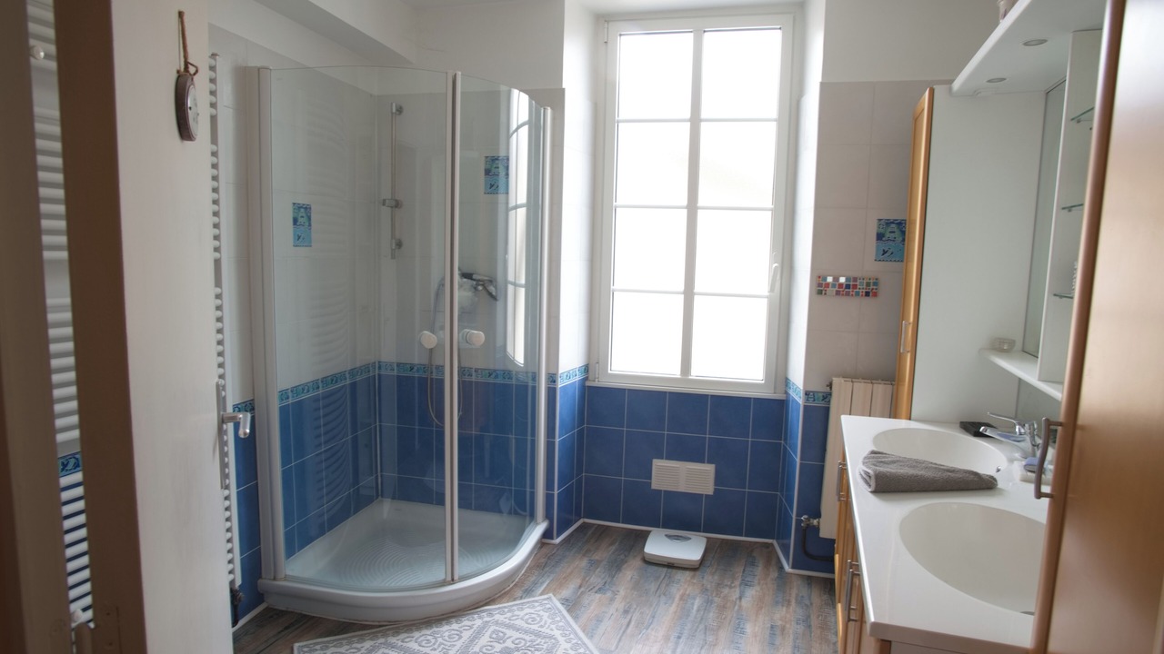 Photo of Bathroom in Saint Maurin