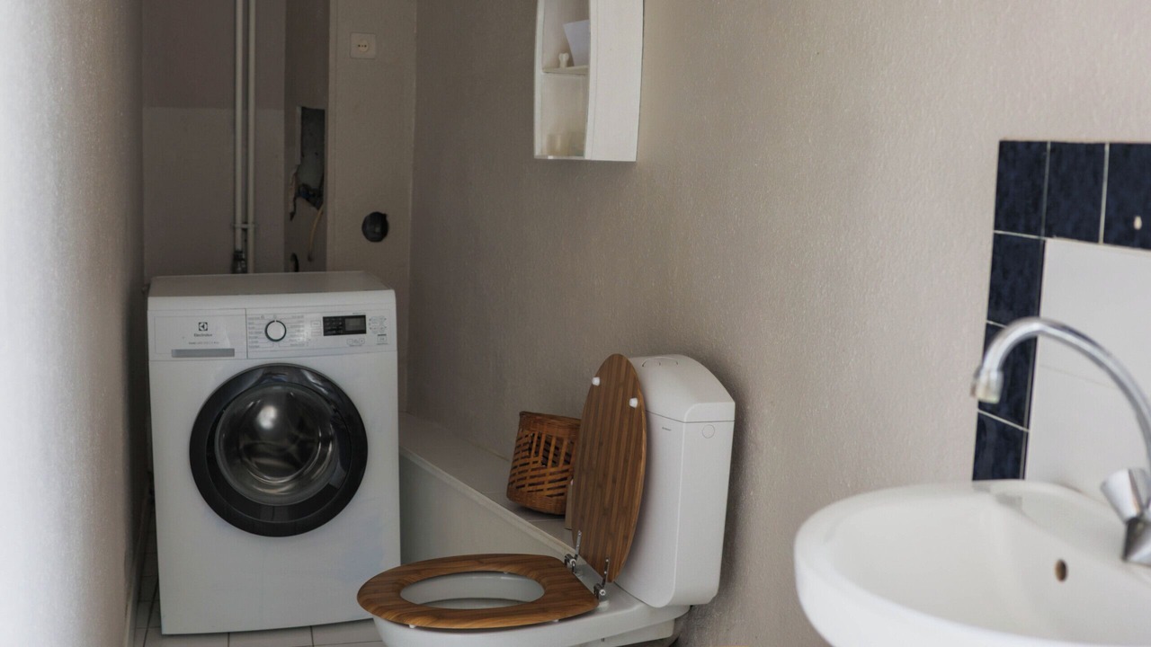 Photo of Bathroom in Genouilly