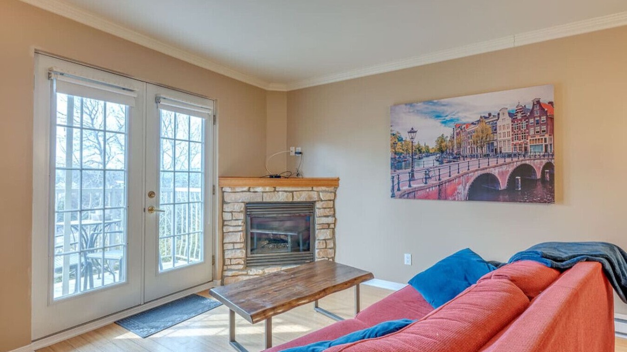 Photo of Livingroom in Piedmont