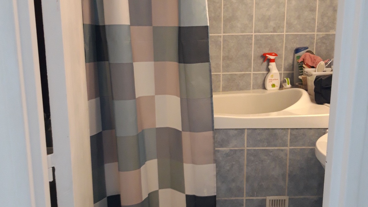 Photo of Bathroom in Le Kremlin-Bicetre