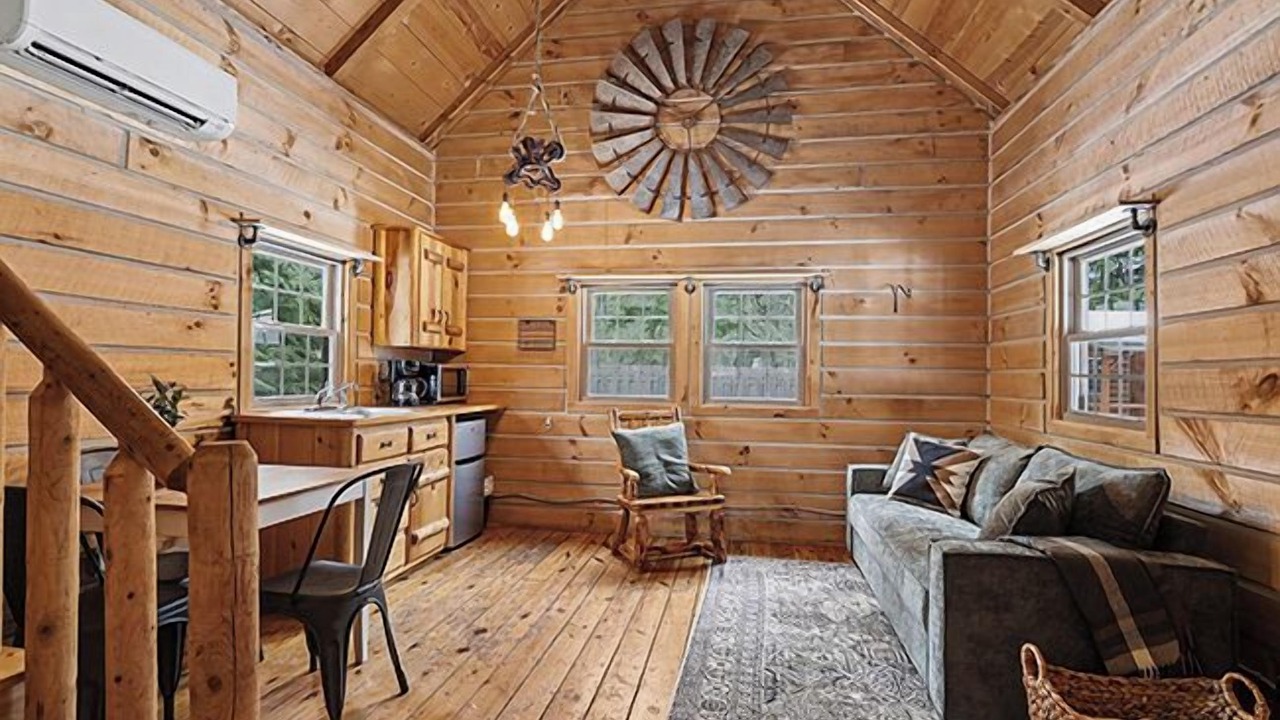 Photo of Livingroom in Harbert