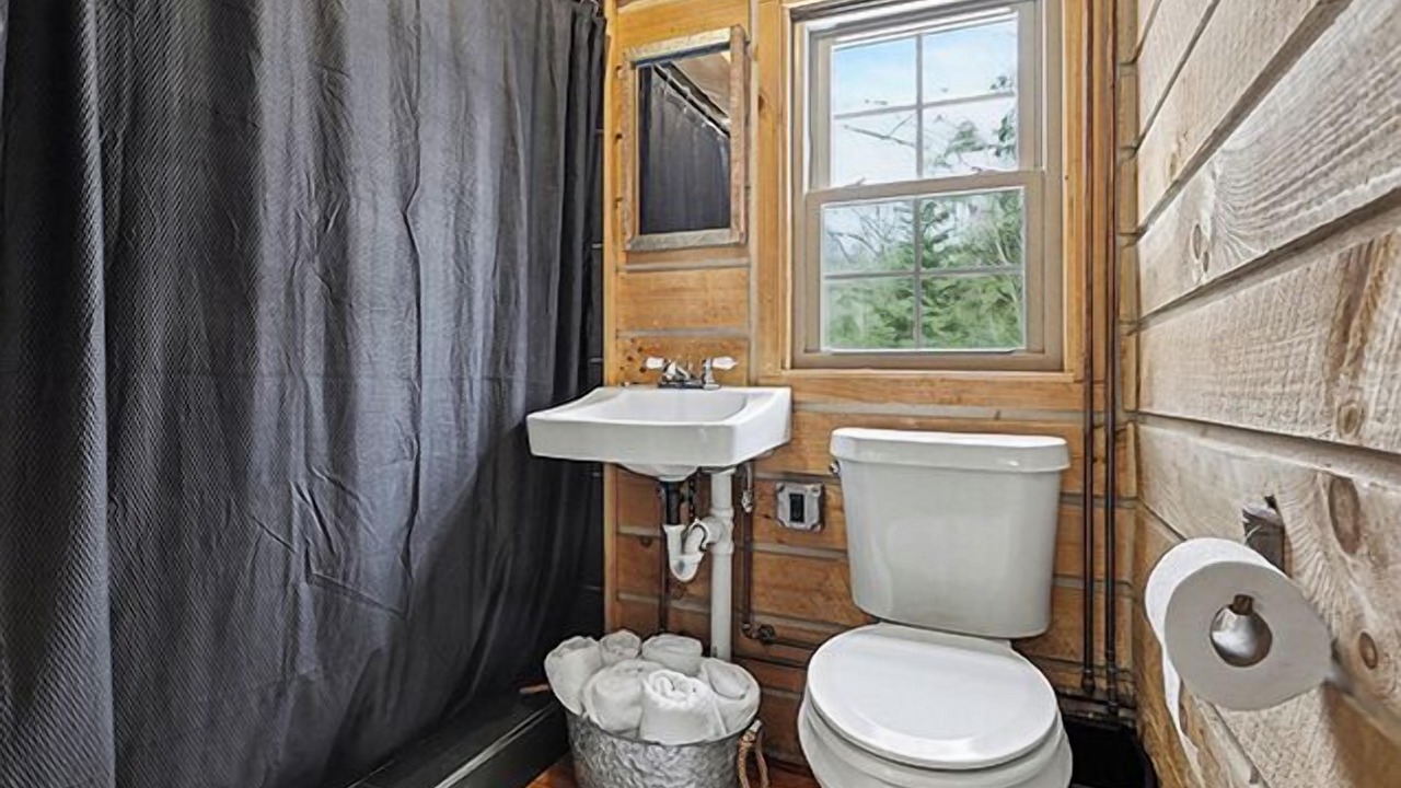 Photo of Bathroom in Harbert