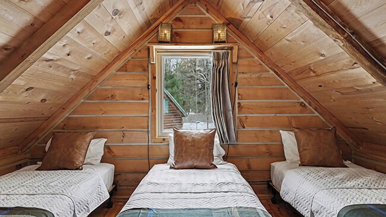 Photo of Bedroom in Harbert