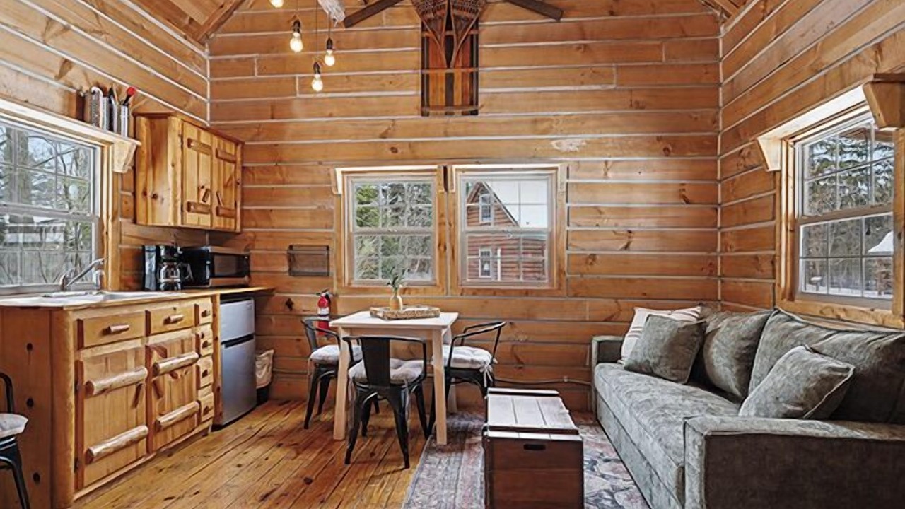 Photo of Livingroom in Harbert